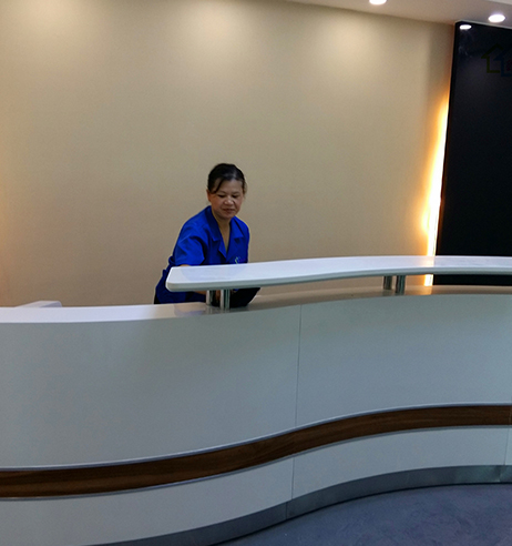 工廠、商務大樓、工業園區、私人企業、電影院、銀行、政府機關、學校、酒店娛樂場所等清潔外包服務