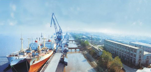 工廠、商務大樓、工業園區、私人企業、電影院、銀行、政府機關、學校、酒店娛樂場所等工業管道疏通、沉淀池清理、化糞池清理、隔油池清理、污泥凈化處理、污水池處理、沉淀池清理、化糞池清理